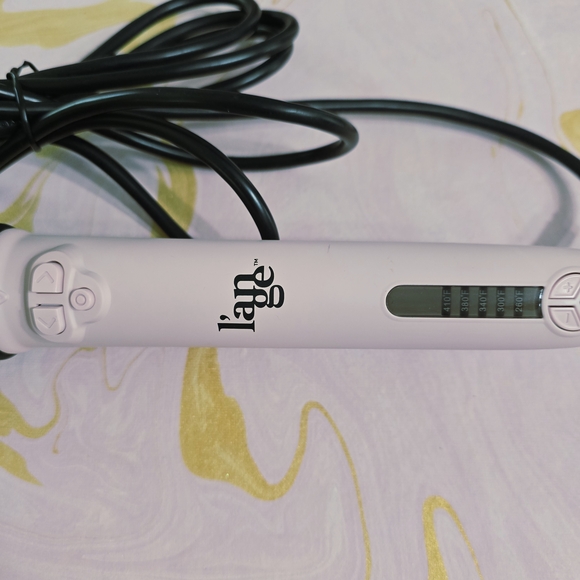 L'ange Hair Styling Tool in Light Pink *** 1.5 Inch Barrel Gently PR - Picture 1 of 2